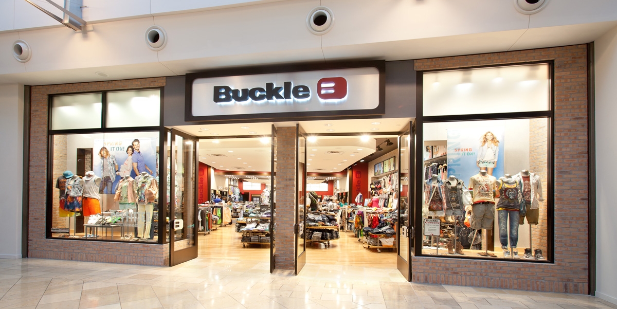 Storefront Buckle